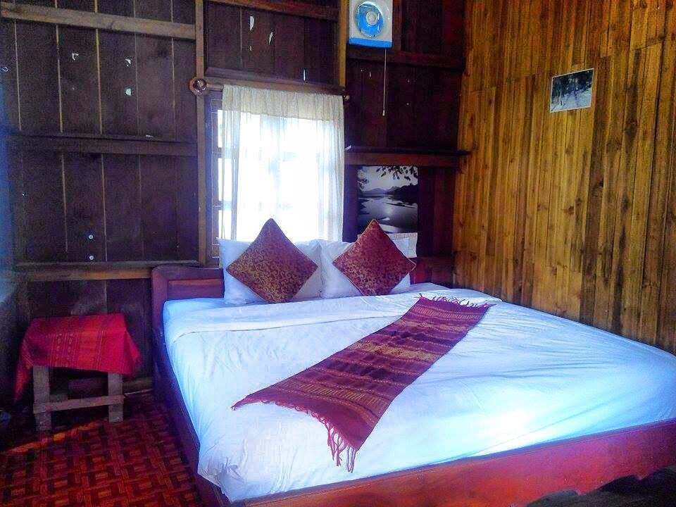 Lpq Backpackers Hostel 루앙프라방 외부 사진