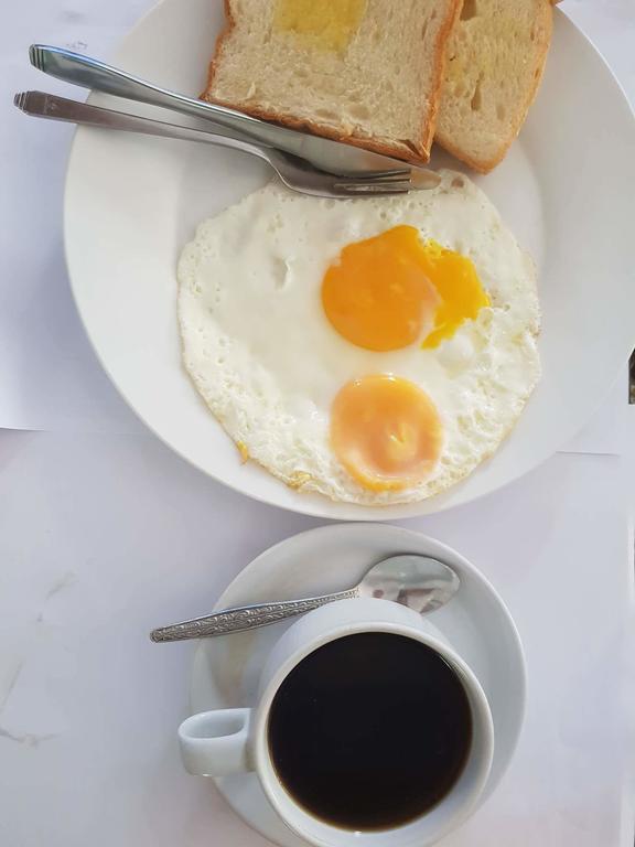 Lpq Backpackers Hostel 루앙프라방 외부 사진