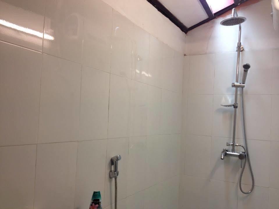 Lpq Backpackers Hostel 루앙프라방 외부 사진